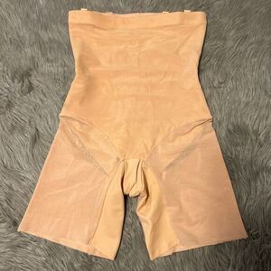 HoneyLove SuperPower Short Womens Medium Pink Rose Tan Shapewear All Over Sculpt